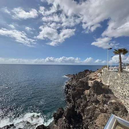 Casa Elsa With Free Parking شقة لوس أبريغوس