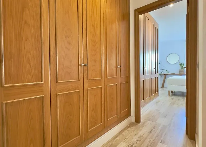 Апартаменты Casa Elsa With Free Parking *